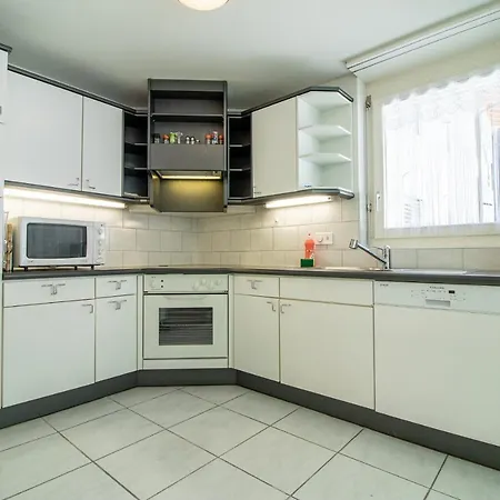 Camana 6 By أروسا